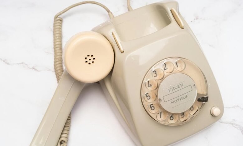 corporate service hotline number